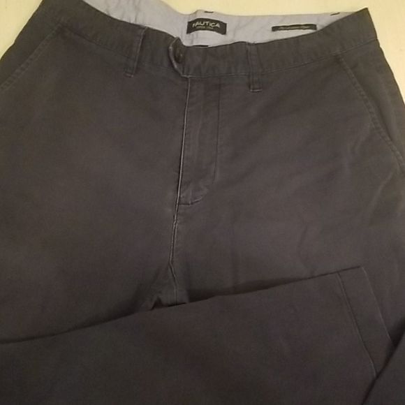 Men's Nautica Pants - Picture 2 of 7